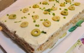 Bolo gelado de atum